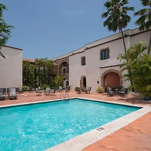 Hodelpa Nicolás De Ovando ***** Santo Domingo